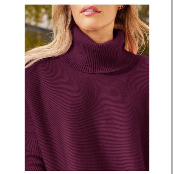 Maroon Turtleneck Sweater Oversized Split Hem Comfy Cozy Pullover Fall Winter S - Picture 4 of 11